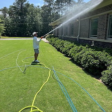Lakeside-Softwash-offers-exceptional-exterior-cleaning-services-for-Chapin-Pediatrics-in-Chapin-SC 5