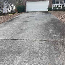 Need-your-driveway-cleaned-in-Columbia-SC 0