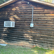 Remarkable-Restoration-of-this-Wooden-Barn 0